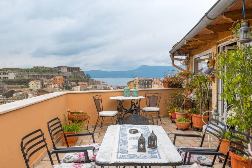 Best View Top Floor Apt. Old Of Corfu Apartment
